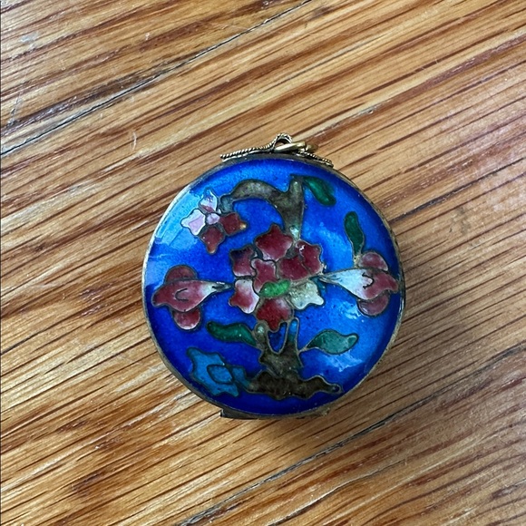 Jewelry - Vintage Cloisonné Pill Box Pendant Locket